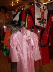 location costumes cavaillon|374-499