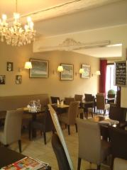 Restaurant brasserie Maussane Restaurant brasserie Maussane|374-499