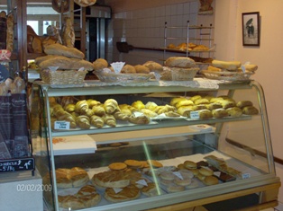viennoiserie, croissants, pains au chocolat